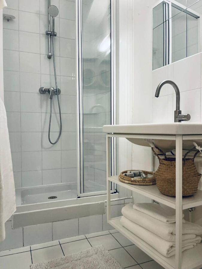 Chic Apartment On The Famous Shopping Rue Du Faubourg Saint-Honore Street Paris Eksteriør bilde